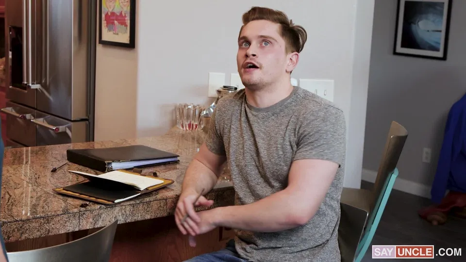 Jay Tee, Brody Kayman bonding over his cum filled hole.mp4