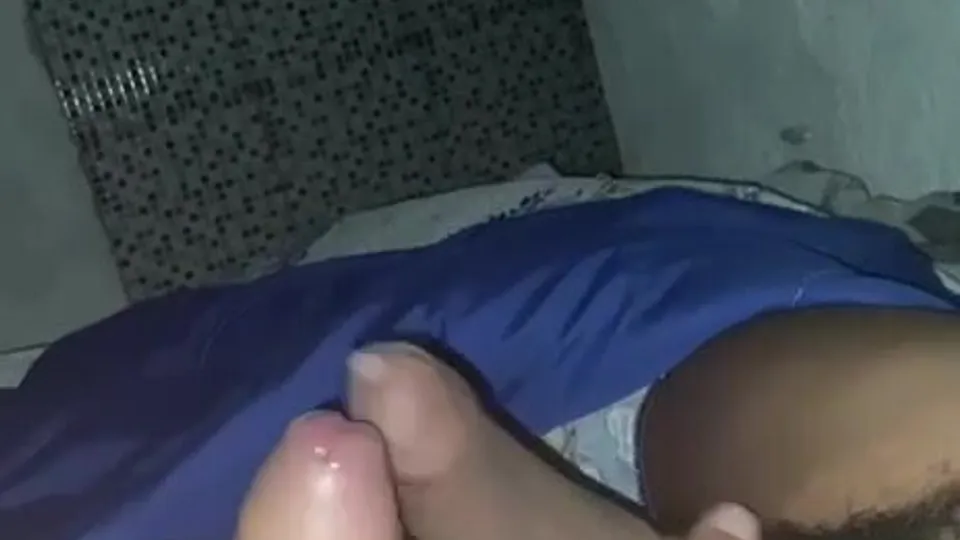 Jerk buddies with tight foreskins - ThisVid.com