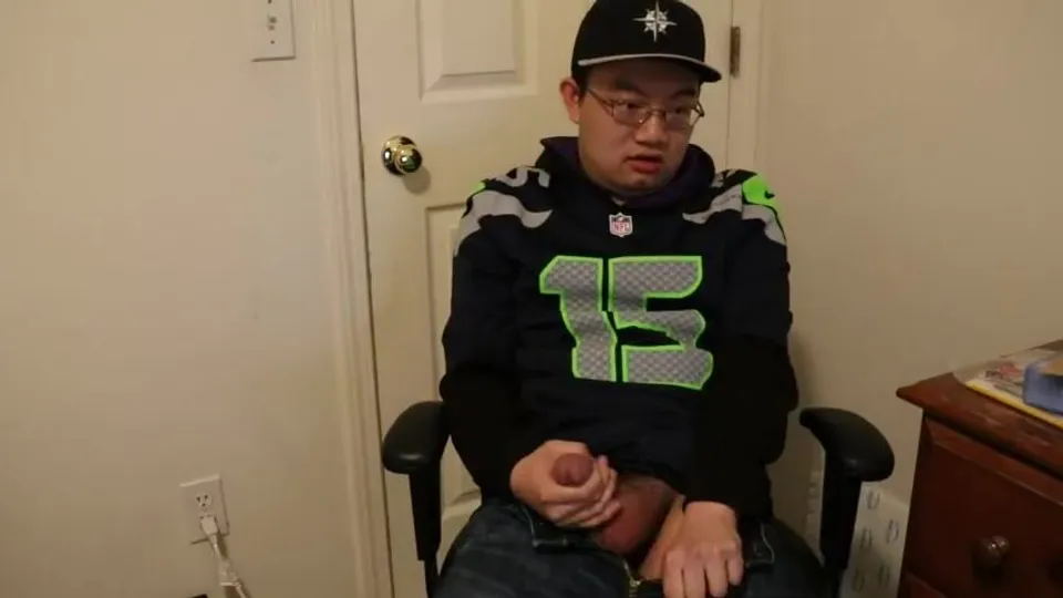 Jerk off and cum on football jersey - ThisVid.com