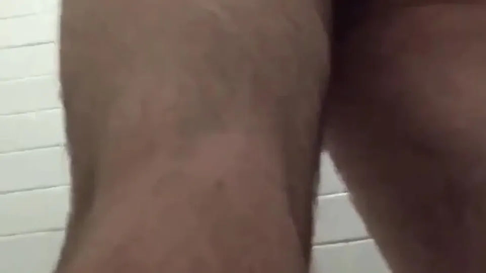 Jerking in the shower - video 10 - ThisVid.com