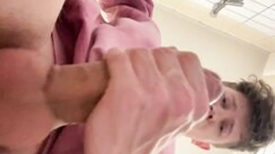 Jerking MONSTER COCK (CLOSE UP) – Huge load