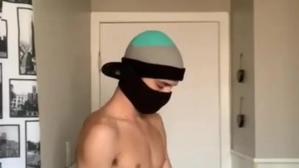 Jerking off #32 - ThisVid.com