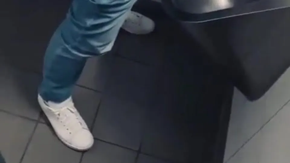 Jerking watching him (cum at urinals) - ThisVid.com