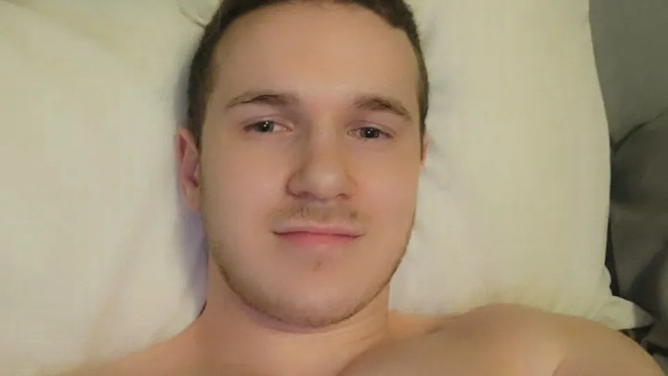 Jesse, 23yo from the USA - ThisVid.com