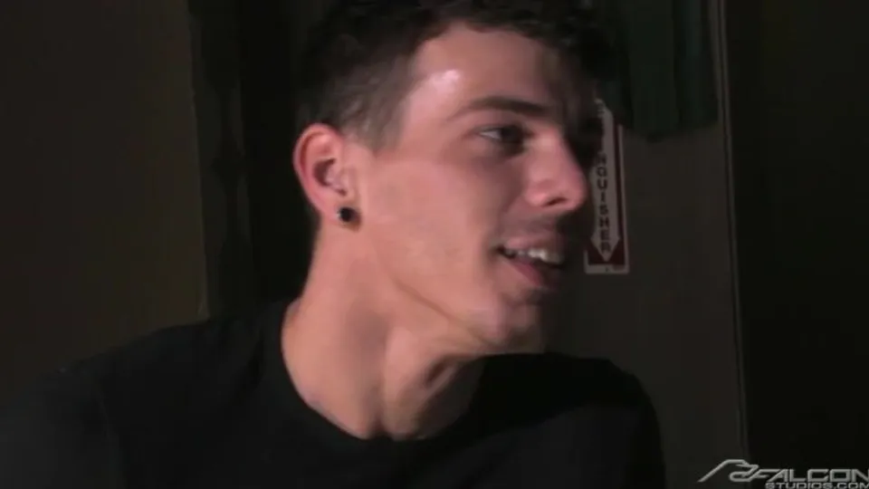 เจสซี ซานตาน่า สำส่อนกับคอลบี เคลเลอร์ & ไดลัน รอบบินส์