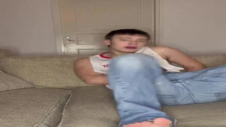 JezzDude Nude Leaks Gay Porn, Cute Guy Loves Insatiable Jerking Off And Cumming On His Chest (1).mp4