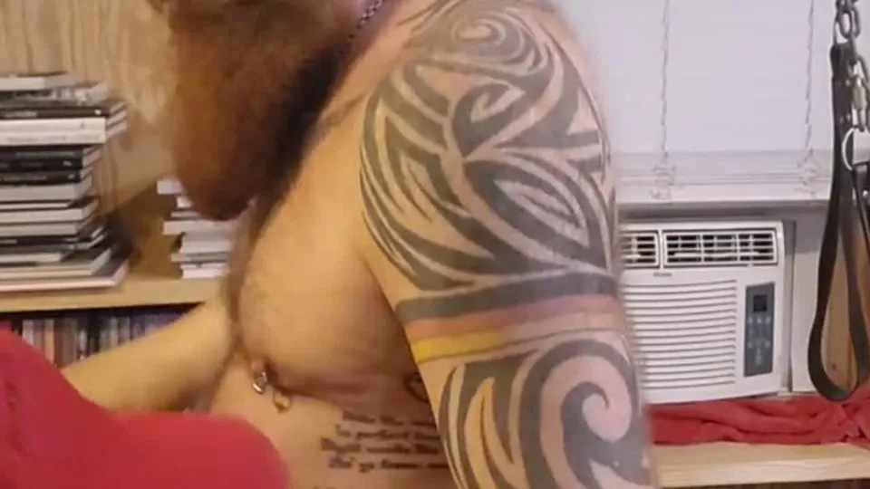 JFF - Montaz Morgan 2024-11-24_Ass gets opened up by tattooed beast fist and thic.mp4