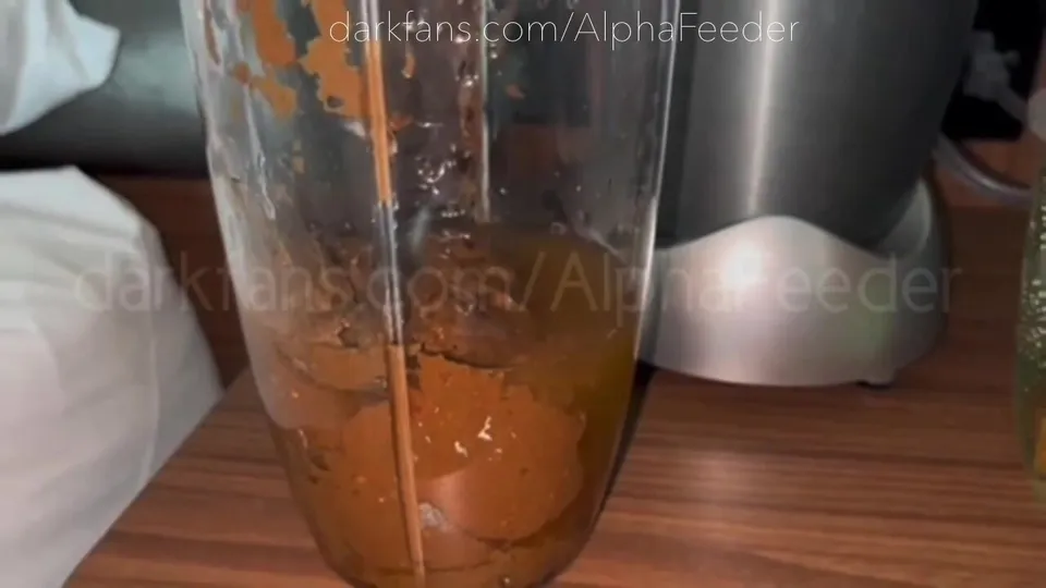 Jock Chugs A SHIT SHAKE - ThisVid.com