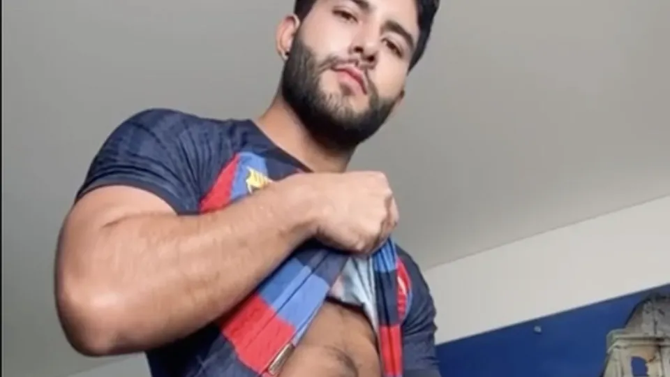 Jock showing off his thick hard uncut piece of meat - ThisVid.com 中文