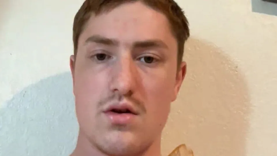 John, 24yo from the USA - ThisVid.com