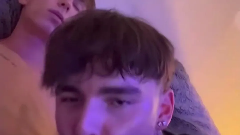 Jonathan sucking dick