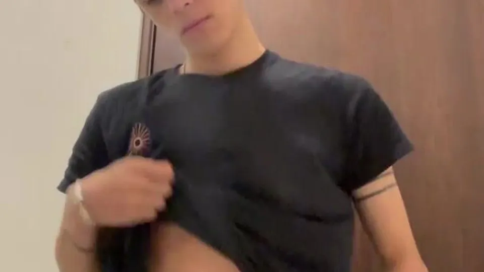 Jorge in Intimate Solo Session