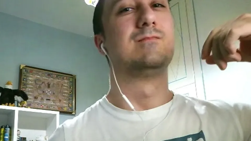 Jose, 27yo from Spain - ThisVid.com