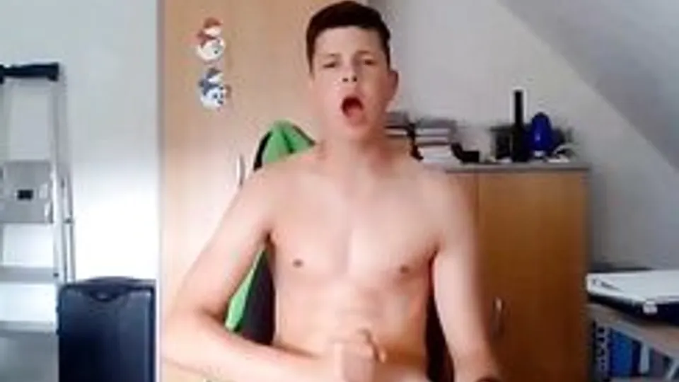 Just a quickie in the morning boys porn