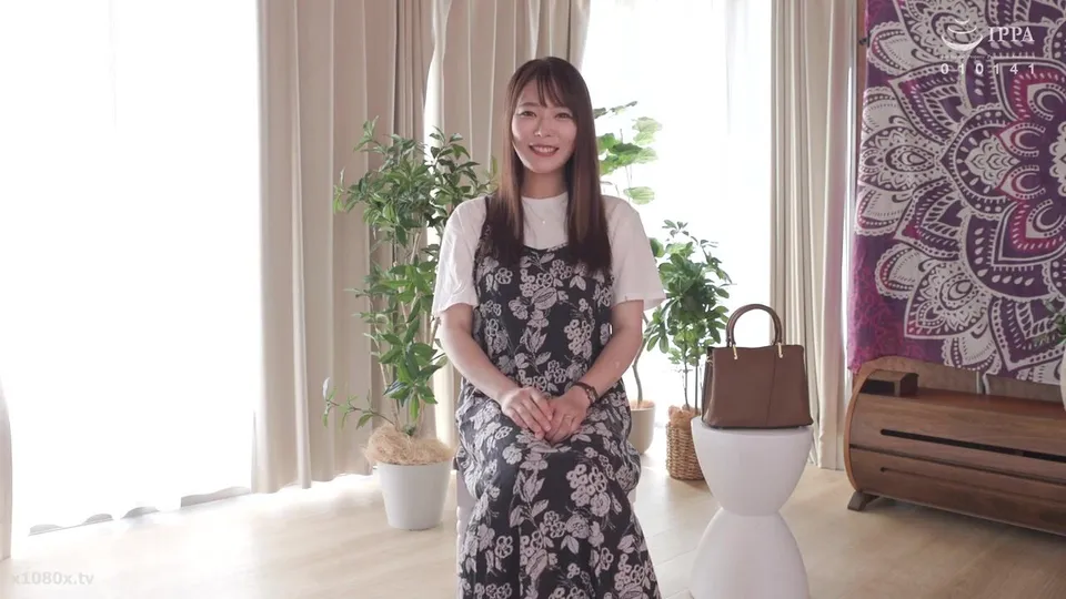 Shiori Wakamura's First Nude Scene