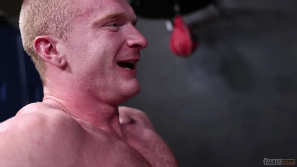 Killian Knox' Intensieve Pounding