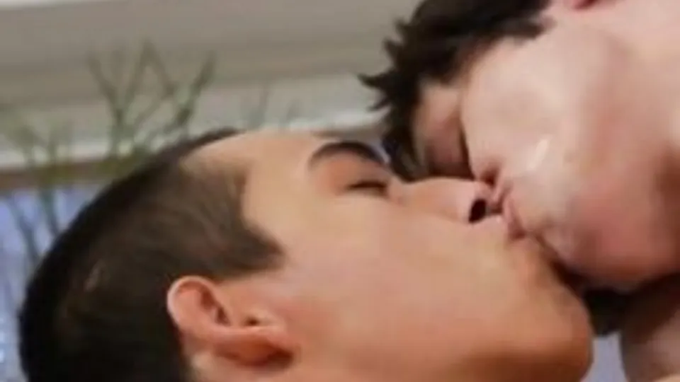 Kiss and Fuck - 281