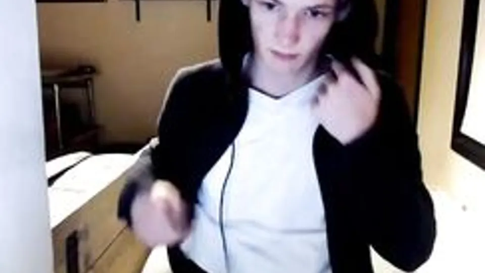 KTB 1040 - Twink Cum Amateur Solo