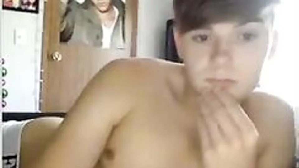 KTB 746 - Twink Cum Amateur Solo