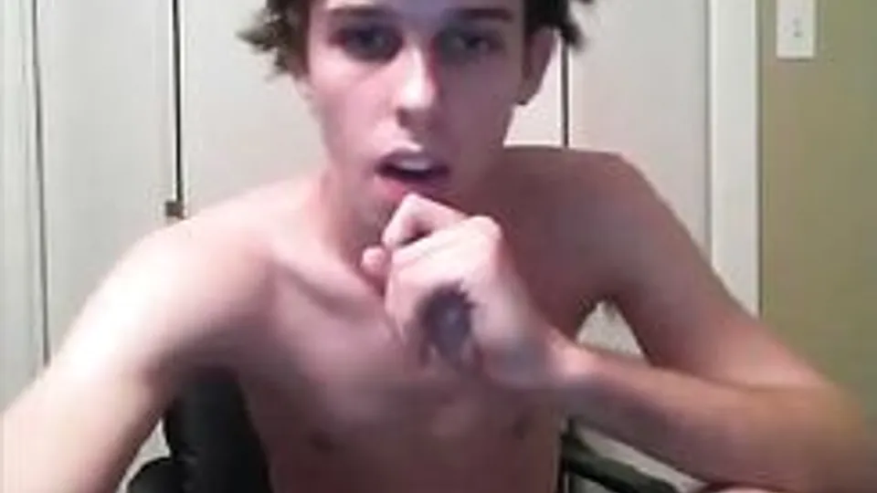 KTB 761 - Twink Cum Amateur Solo