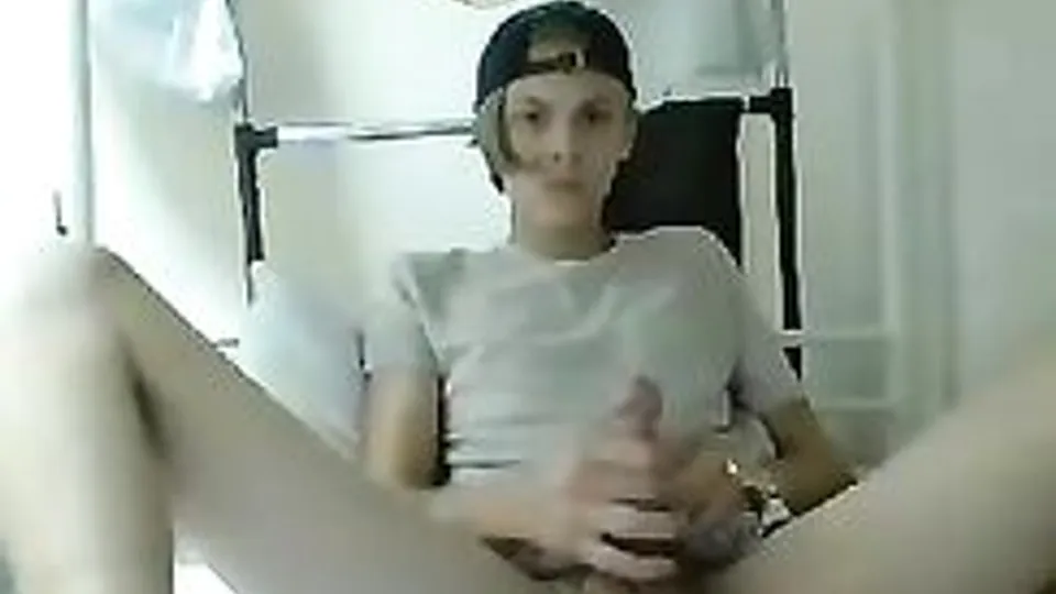 KTB 831 - Twink Cum Amateur Solo