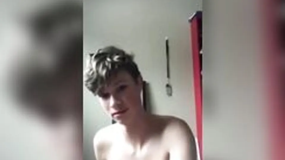 Kurt (Germany) showing his sweet ass!