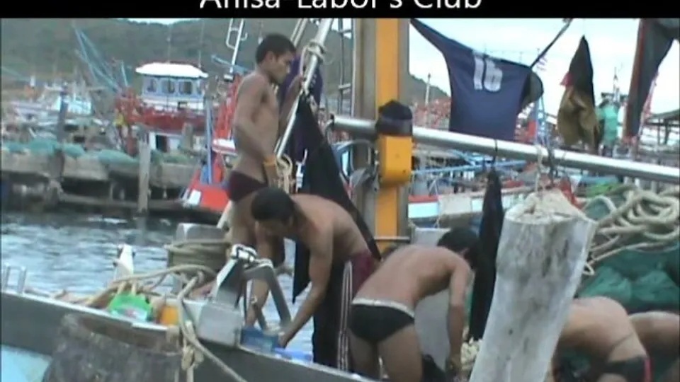 Labour shower - ThisVid.com