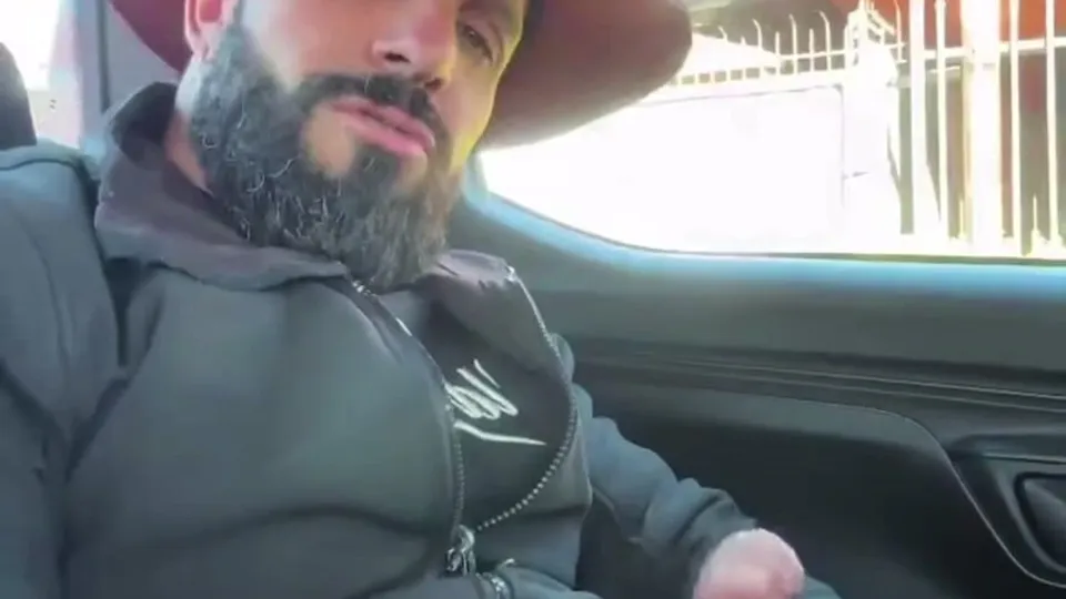 Latin eats own cum - ThisVid.com