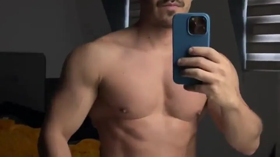 Latin muscle n bulge 7 - ThisVid.com