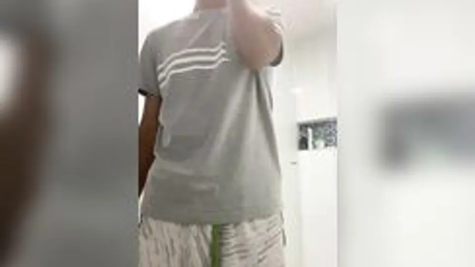 Latin Twink Poppers Play & Cum