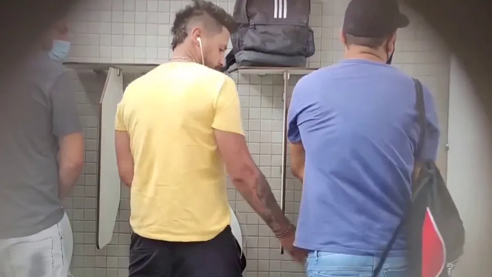 Latino Dad Cruising for Sex