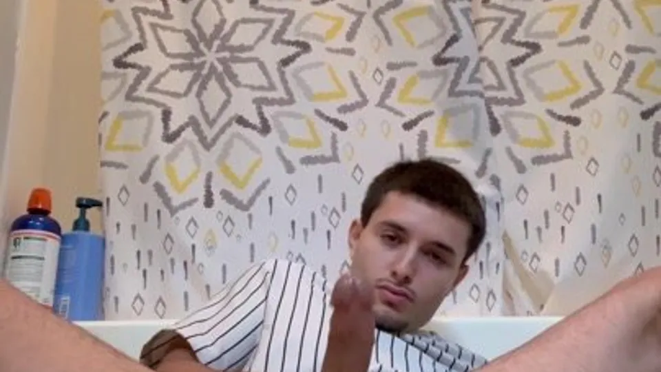 Latino daddy stroking with his legs up and nutting - ThisVid.com