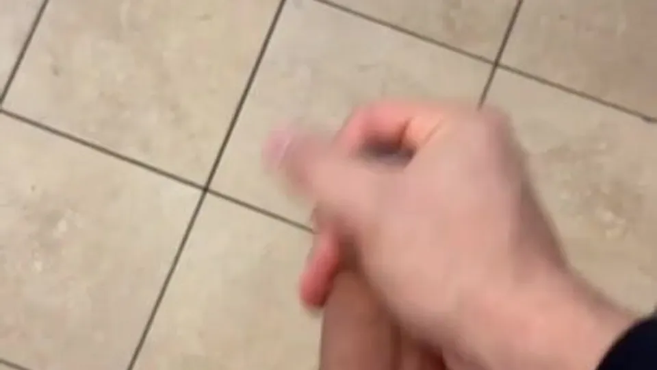 Latino jerking off in public - ThisVid.com