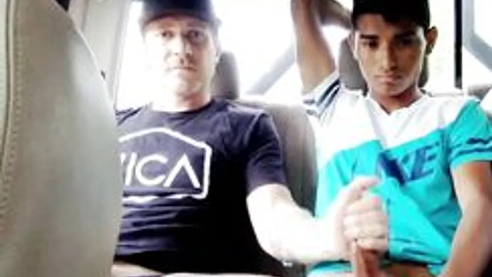 Latino jeune sexe