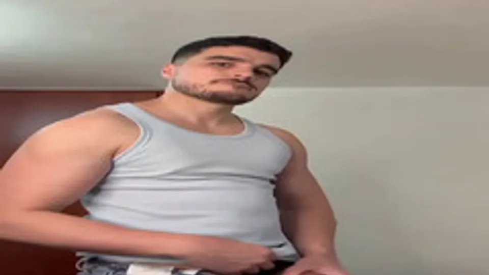Latino stud plays with his monster - ThisVid.com