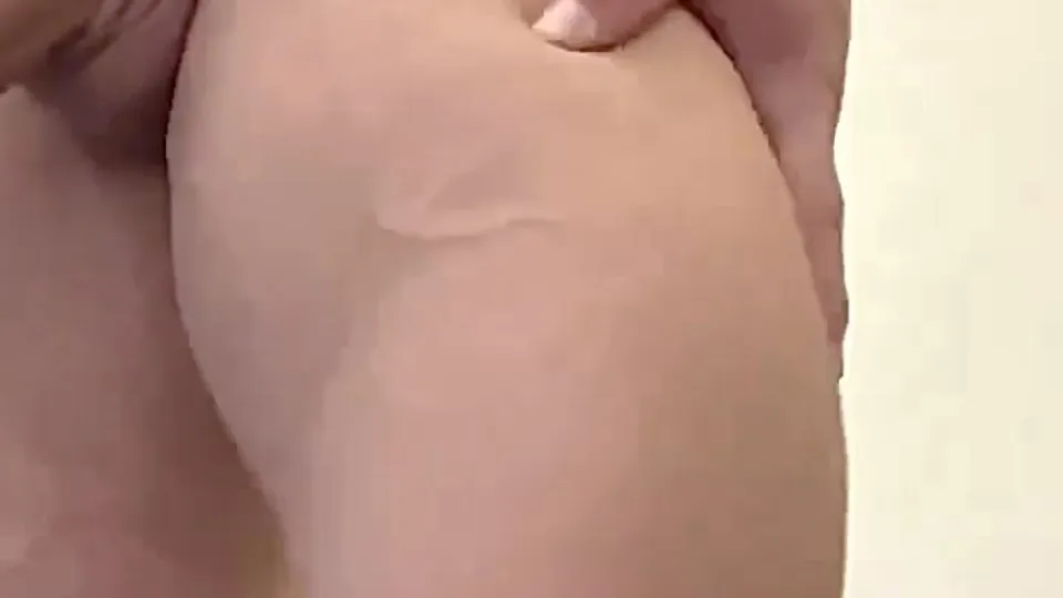 Leg day - video 3 - ThisVid.com