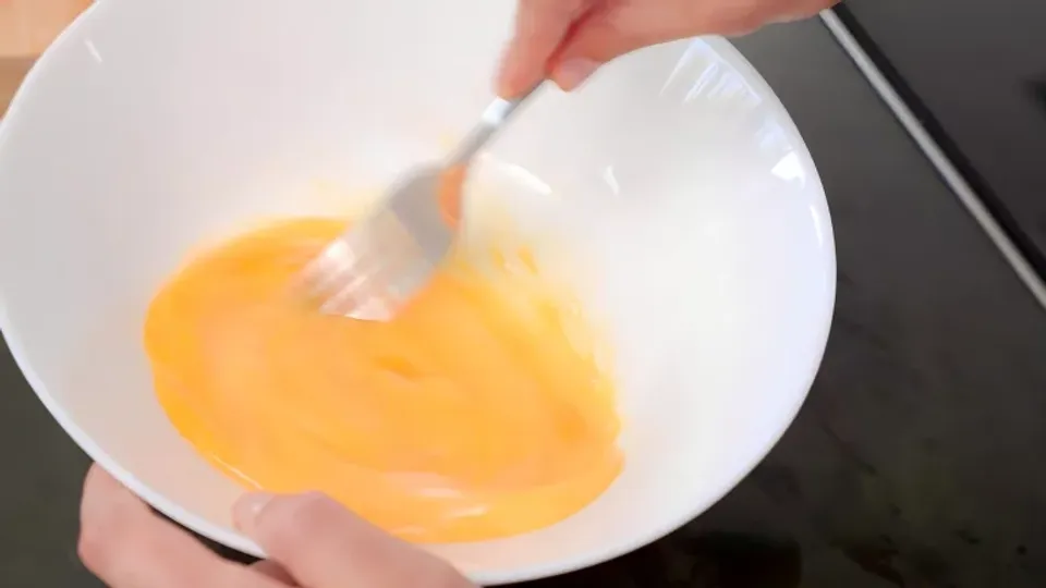 Lena Ross Debuts With An Anal Fuck In The Kitchen 