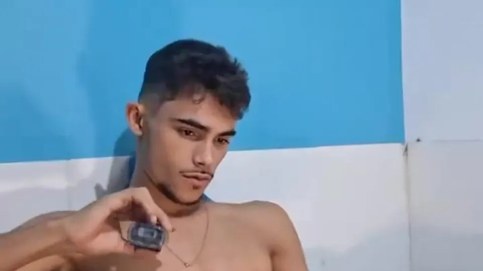 Óleo no corpinho
