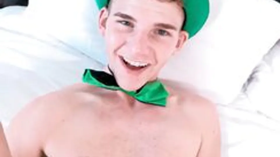 leprechaun takes his shalaylee