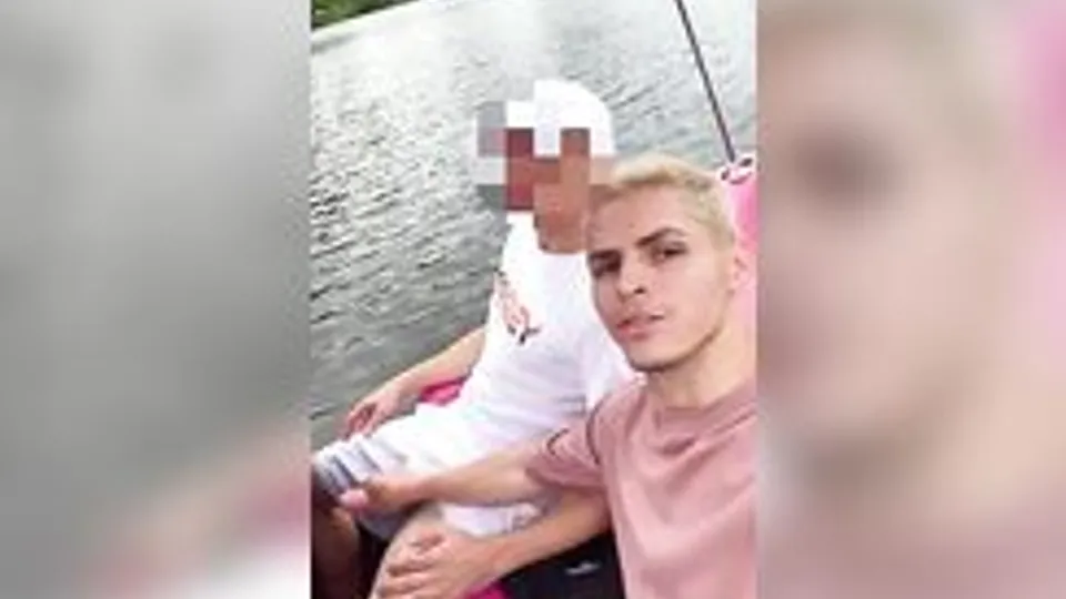 Let's Cam Our Quickie By A Lake