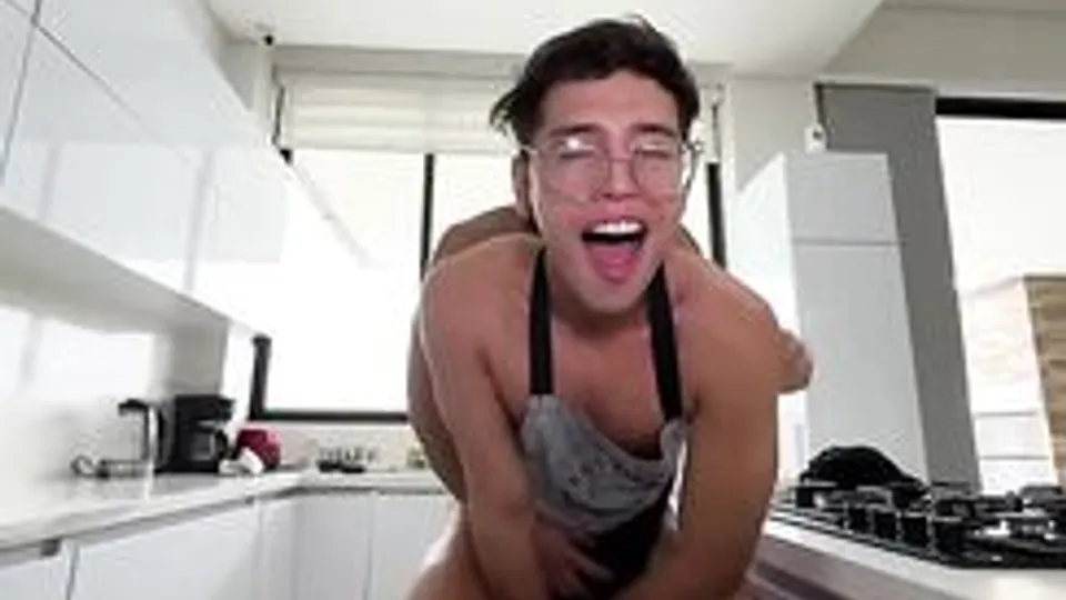Let's Have My Houseboy In The Kitchen Gay Porn Videos