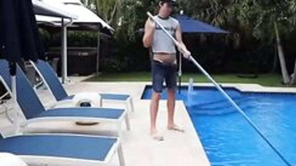 Poolboy Masturbation