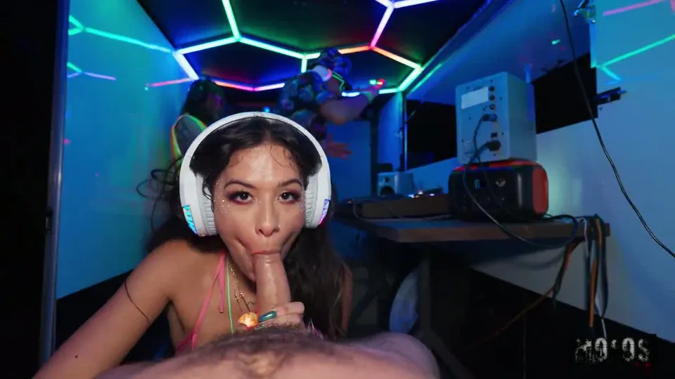 [LetsPostIt] Lux La Fox (Silent Disco Party / 10.06.2025)