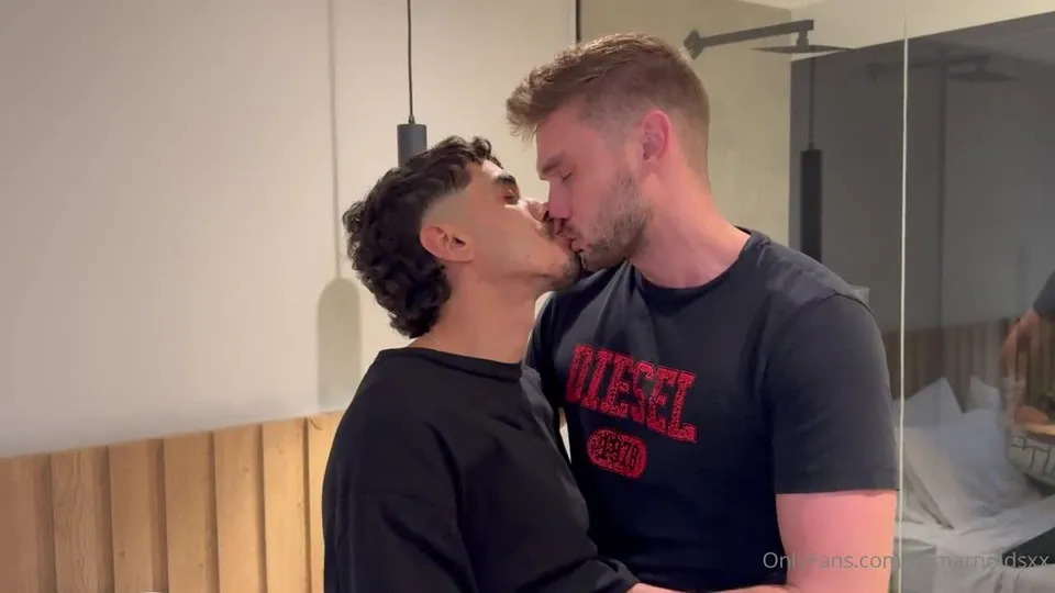Liam Arnolds & Stephan Stone.mp4