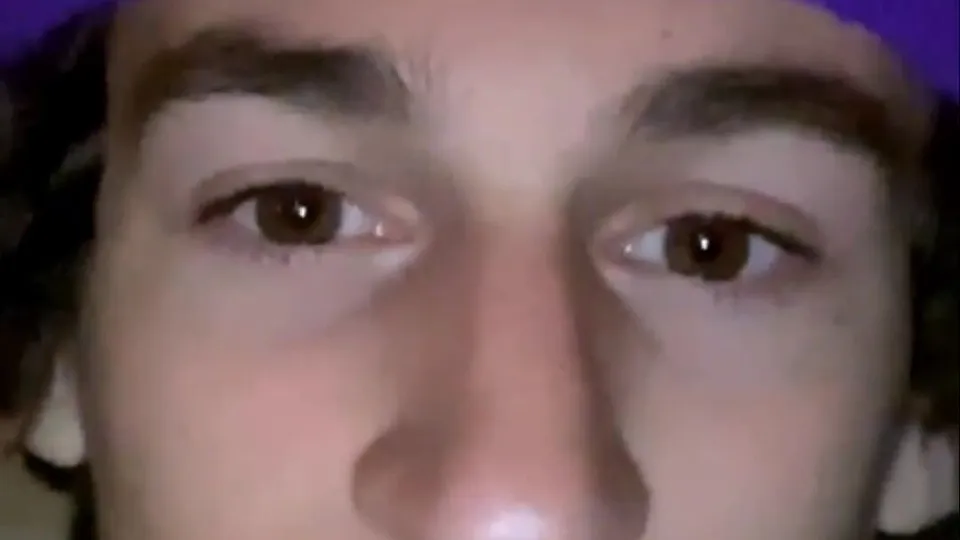 Liam blows his load
