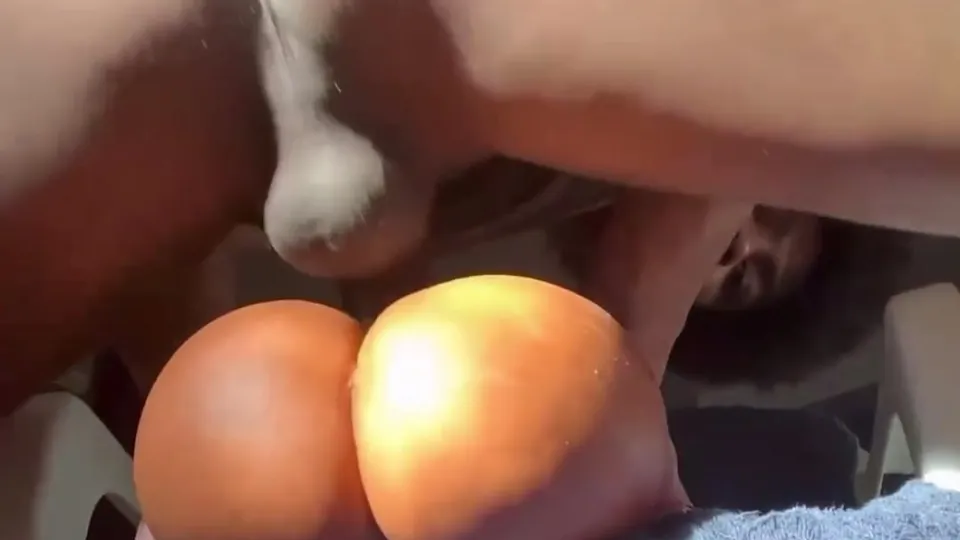 Lightskin bottom stroking/assplay - ThisVid.com