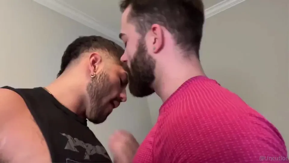 Loc Rios fucks Jaxon Valor.mp4