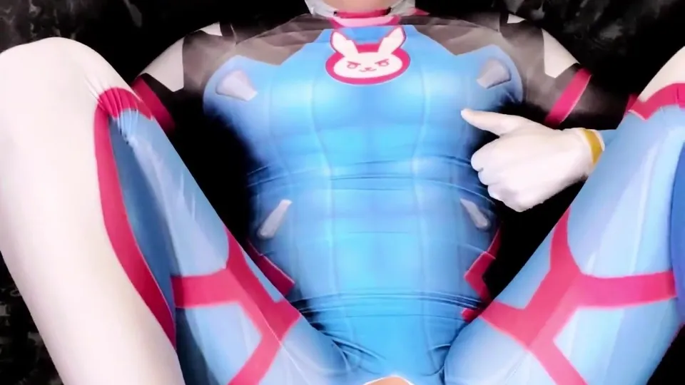 Locked twink has hole drilled by dildo - ThisVid.com
