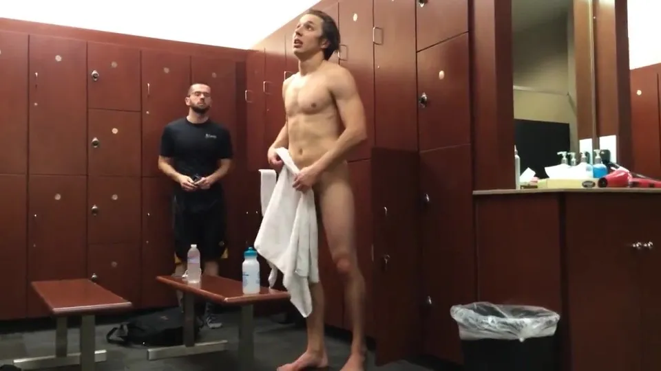 Locker Room Spy Catches Guy Peeping at Naked Twink porn