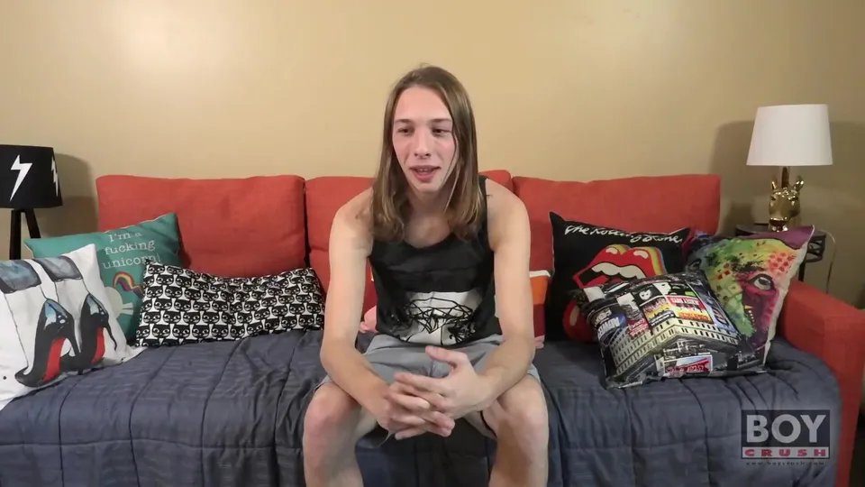 LONG HAIR TWINK AUDITION - ThisVid.com